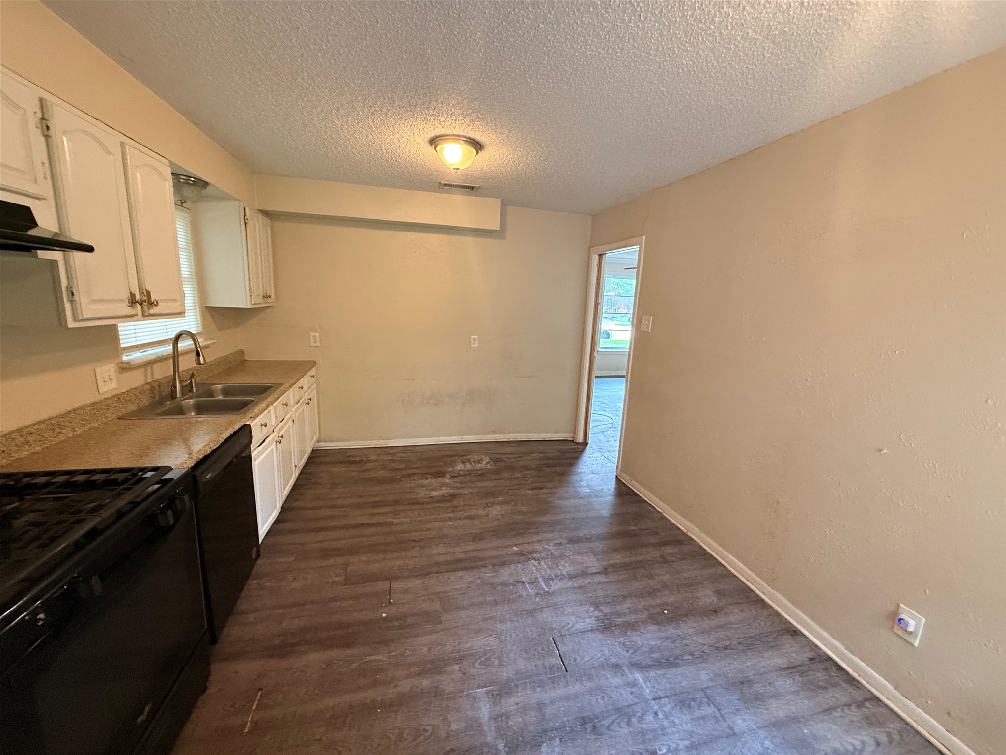 1332 Ridgeview Street Mesquite TX 75149