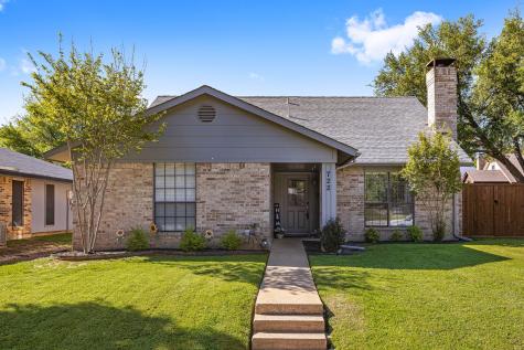 722 Holly Oak Drive Lewisville TX 75067