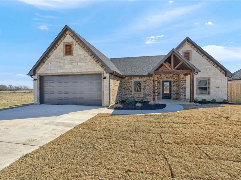 900 Mary Lee Lane Collinsville TX 76233