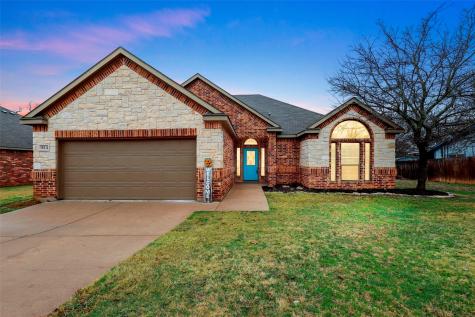 614 Maurice Street Keene TX 76059