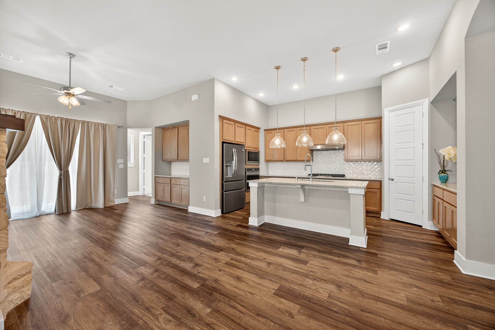 4706 Pin Oak Court Aubrey TX 76227