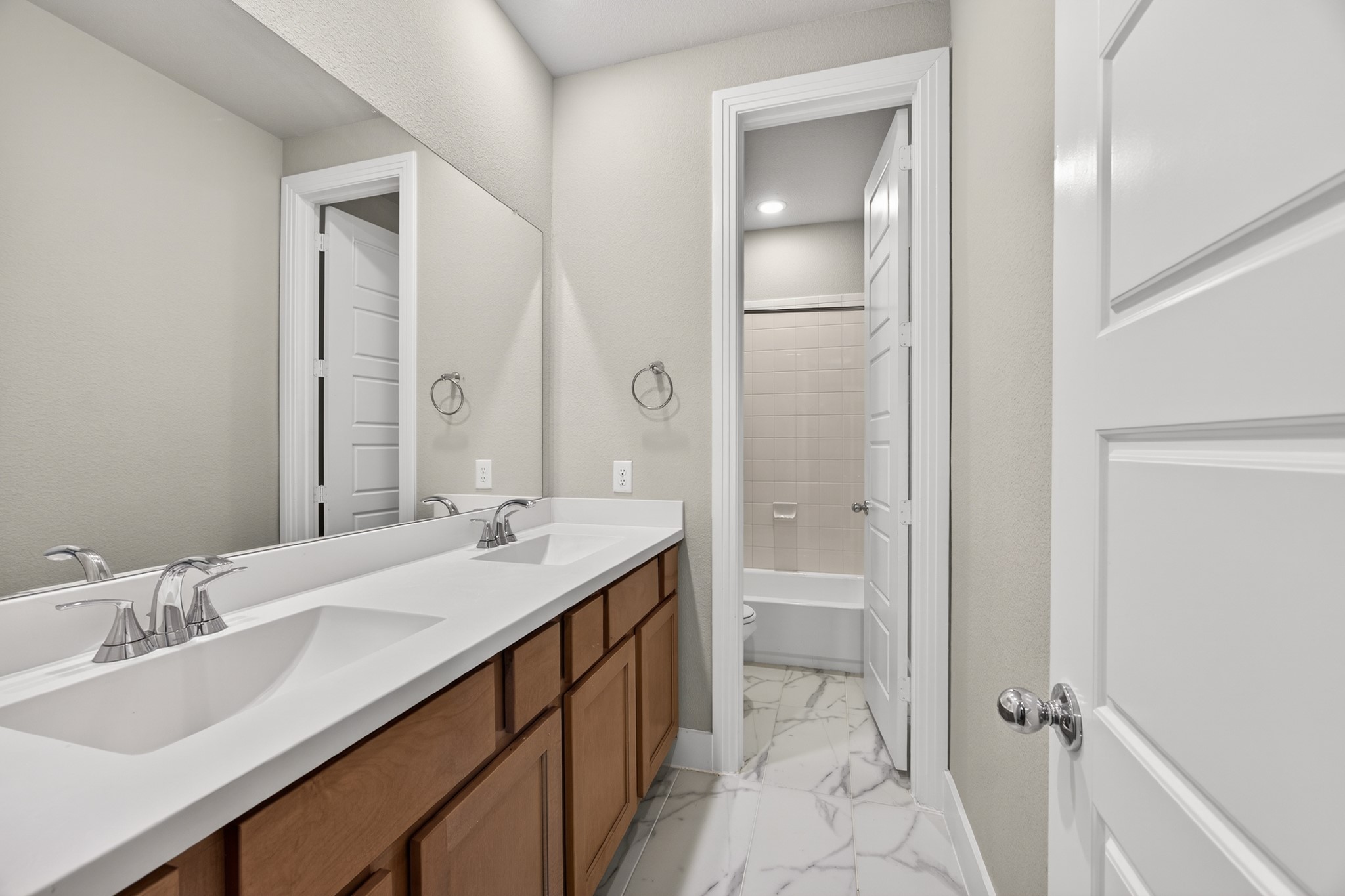 4706 Pin Oak Court Aubrey TX 76227