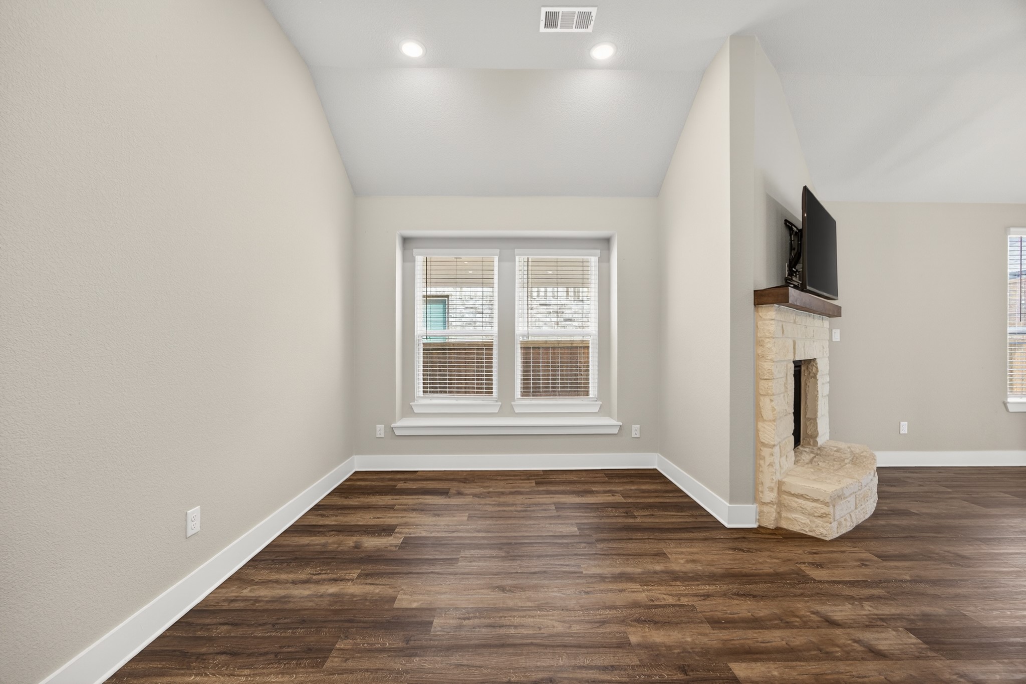 4706 Pin Oak Court Aubrey TX 76227