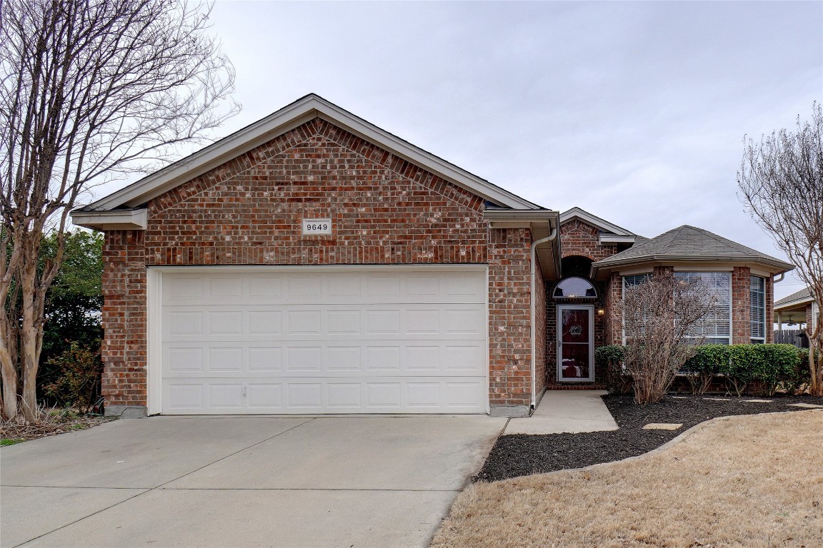 9649 Minton Drive Fort Worth TX 76108