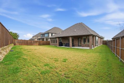 10037 Lakemont Drive Fort Worth TX 76131