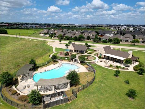 10037 Lakemont Drive Fort Worth TX 76131