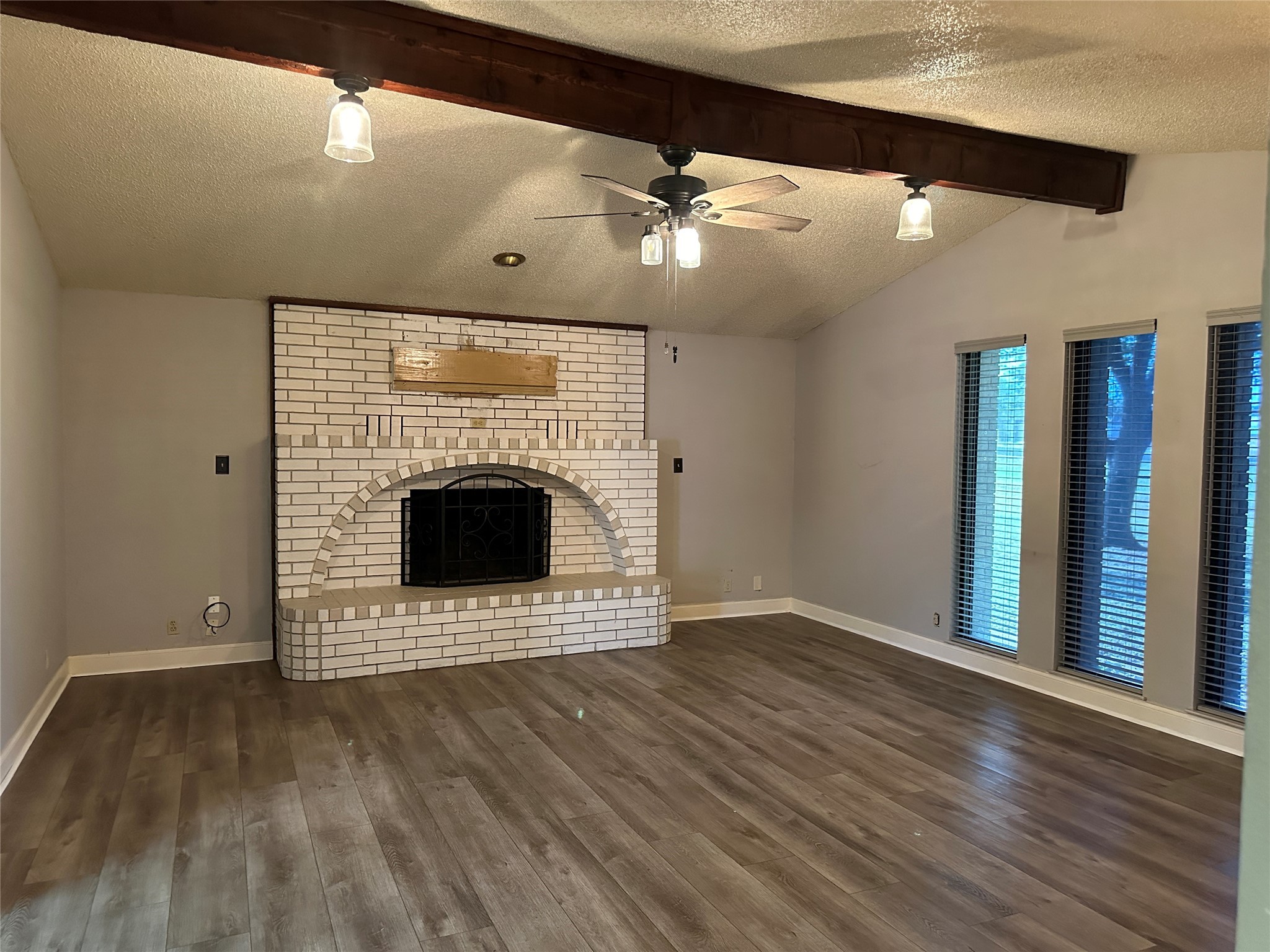 137 Oakview Circle Waco TX 76705