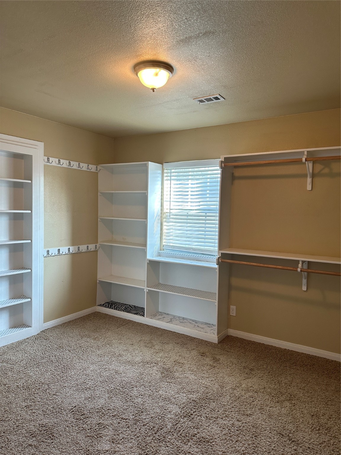 137 Oakview Circle Waco TX 76705