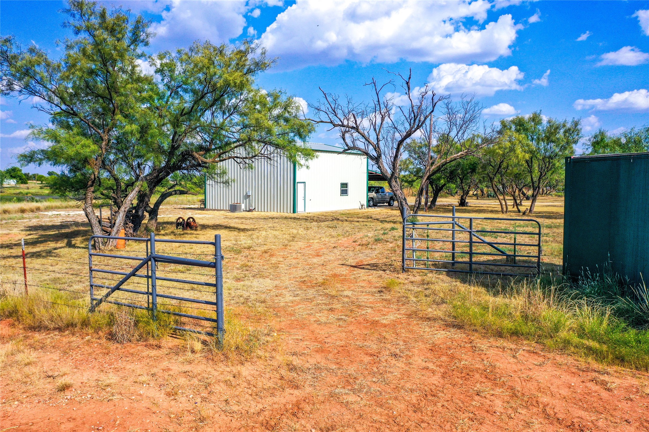 911 County Road 210 Haskell TX 79521