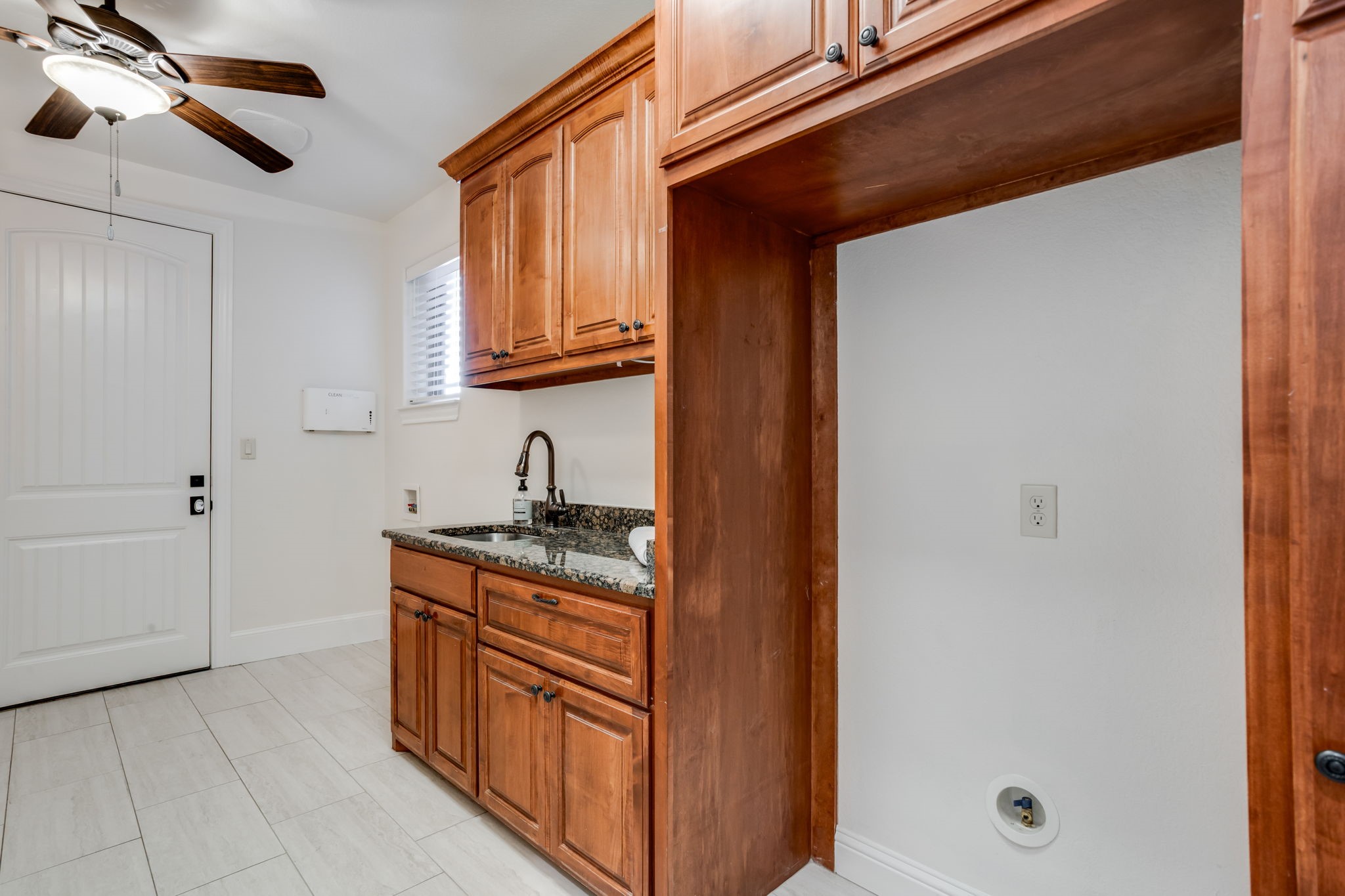 3524 Abes Landing Drive Granbury TX 76049