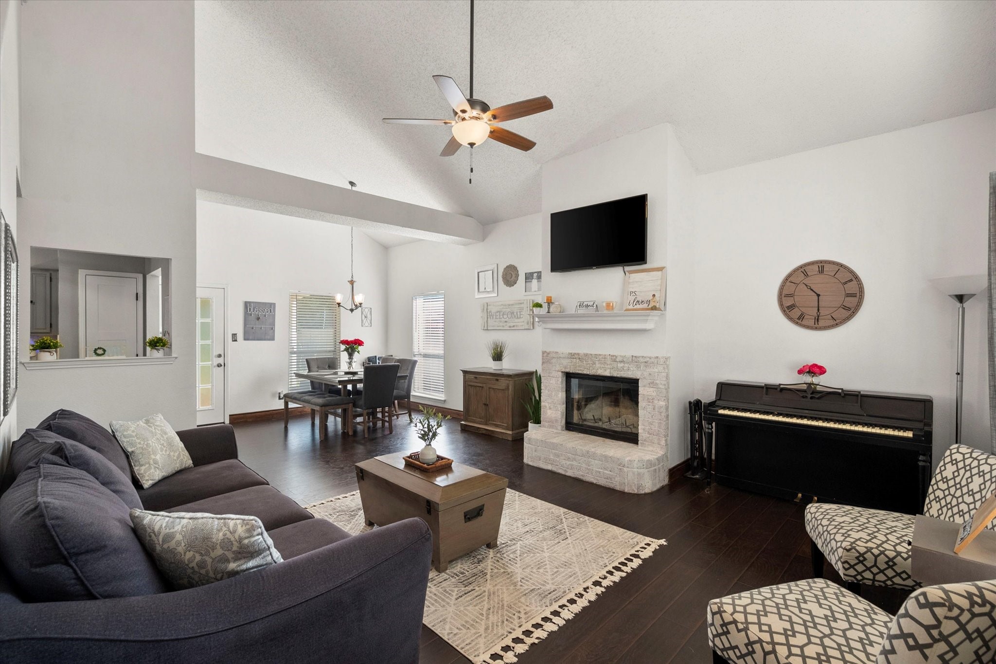 2801 Kempton Drive Arlington TX 76001