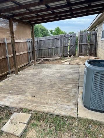 319 Candlewood Circle Gainesville TX 76240