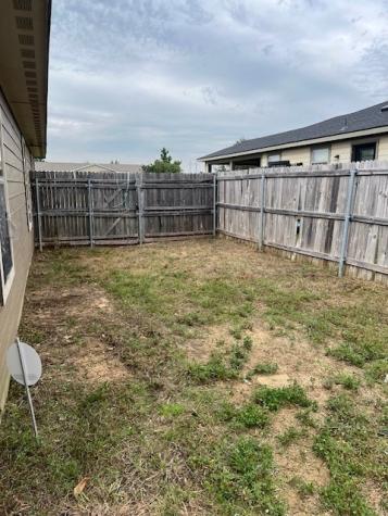 319 Candlewood Circle Gainesville TX 76240