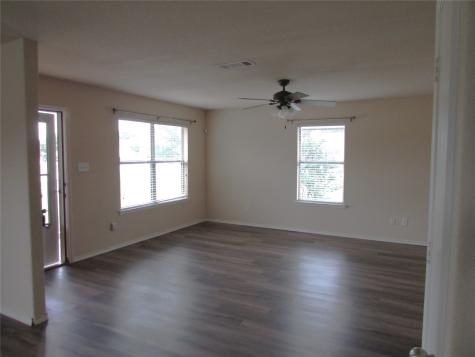 319 Candlewood Circle Gainesville TX 76240