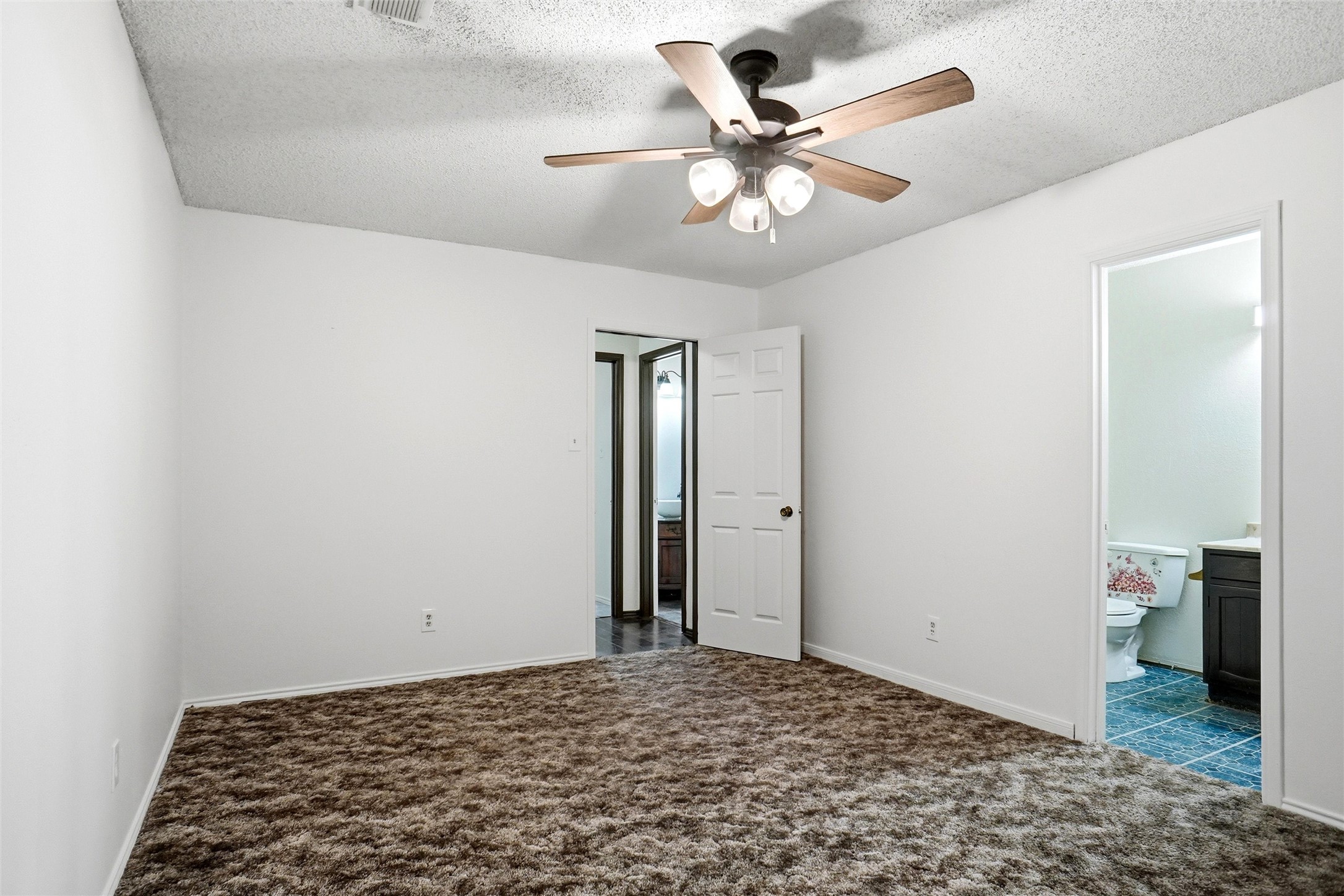 540 Clover Drive Saginaw TX 76179