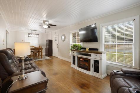 2151 Juanita Drive Denison TX 75020
