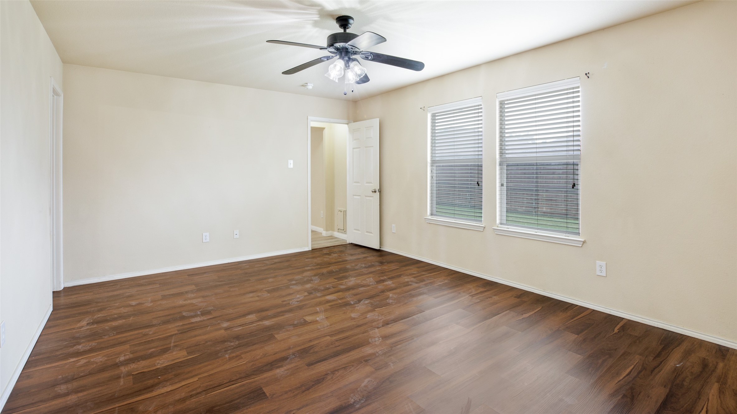 1508 Mockingbird Aubrey TX 76227
