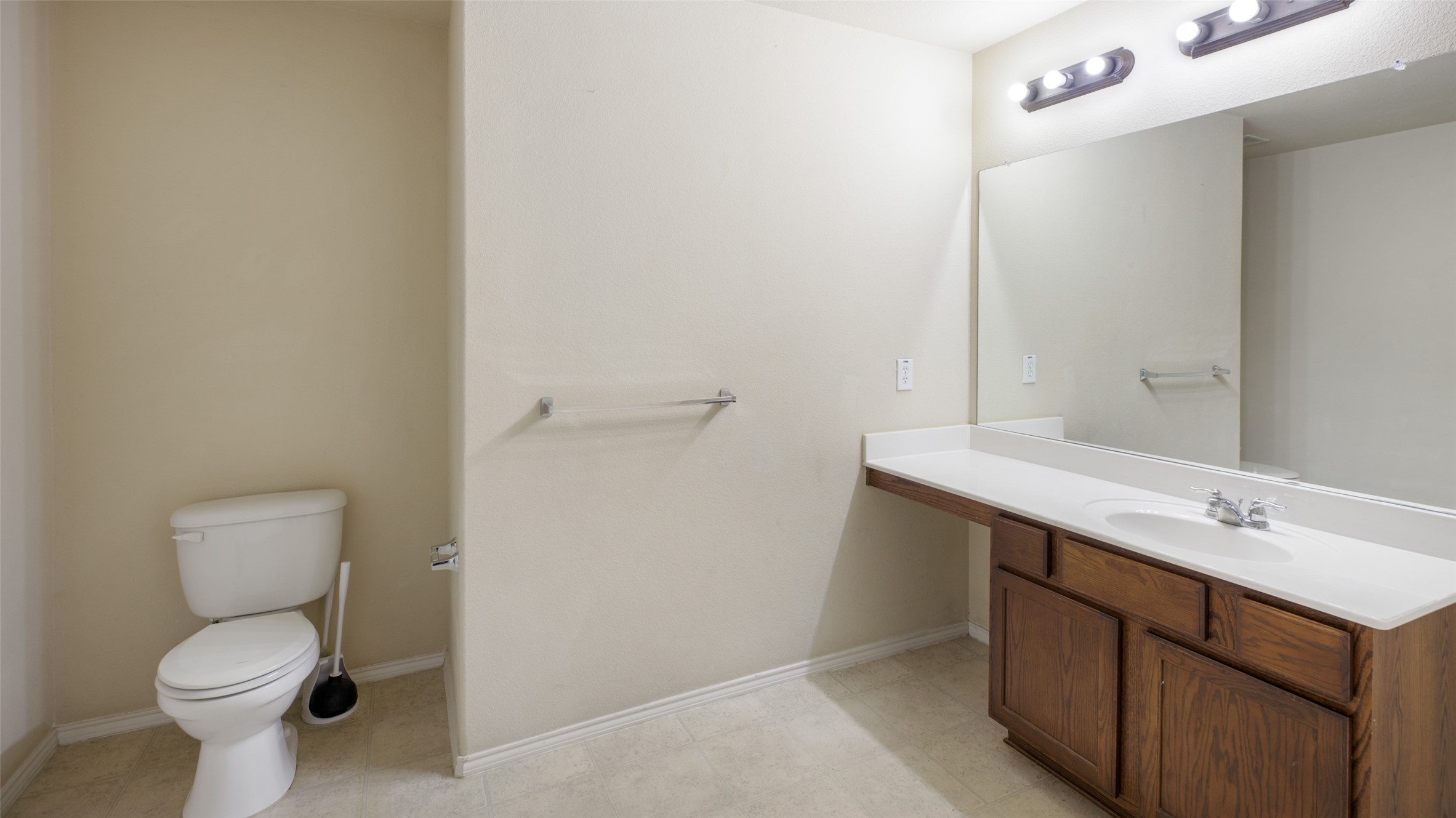 1508 Mockingbird Aubrey TX 76227