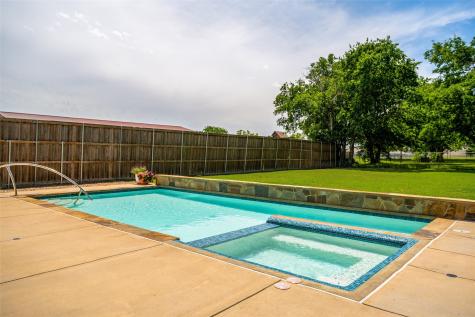 7304 Carol Drive Greenville TX 75402
