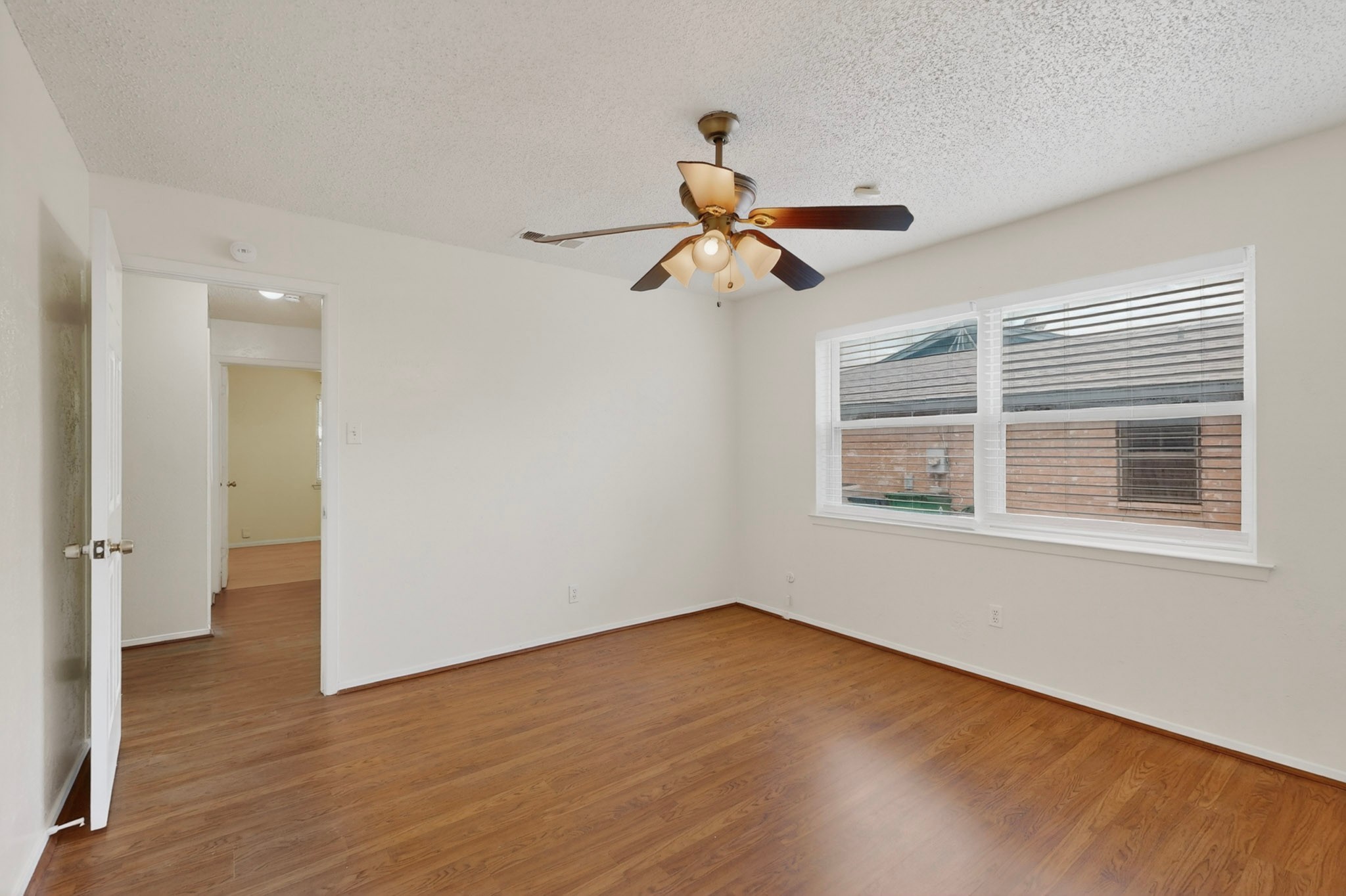 4512 Tiptop Street Haltom City TX 76117