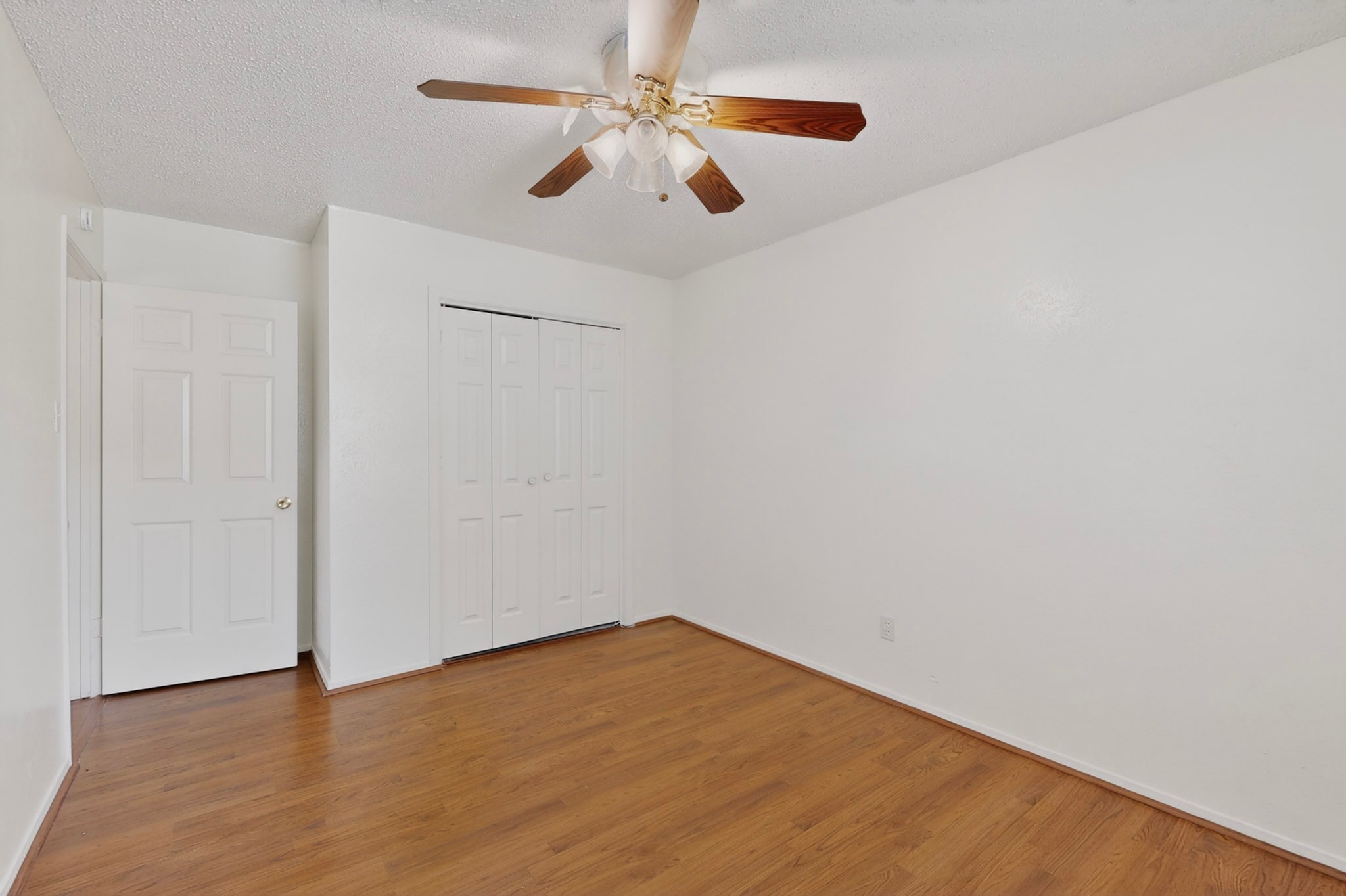 4512 Tiptop Street Haltom City TX 76117
