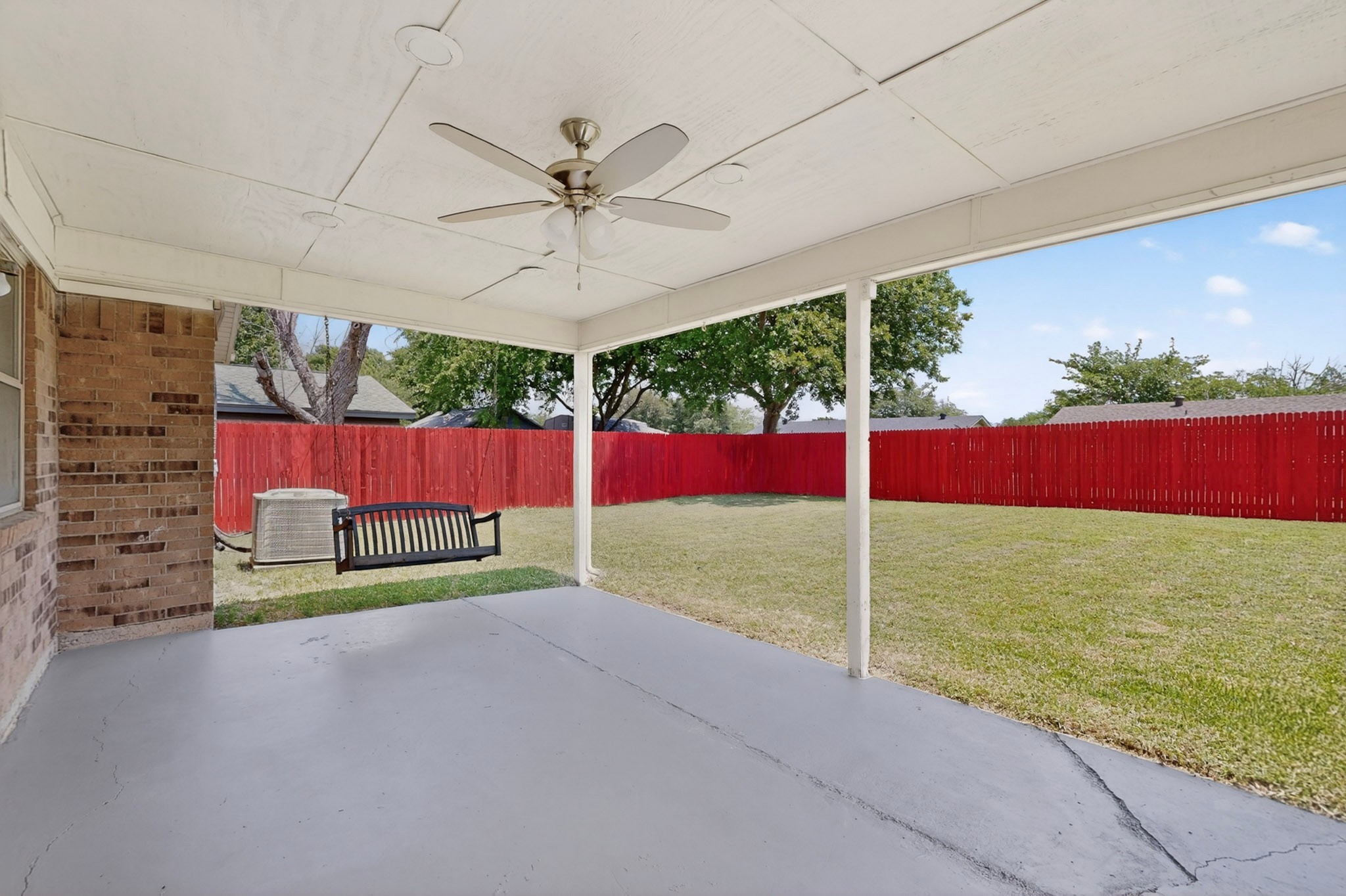 4512 Tiptop Street Haltom City TX 76117