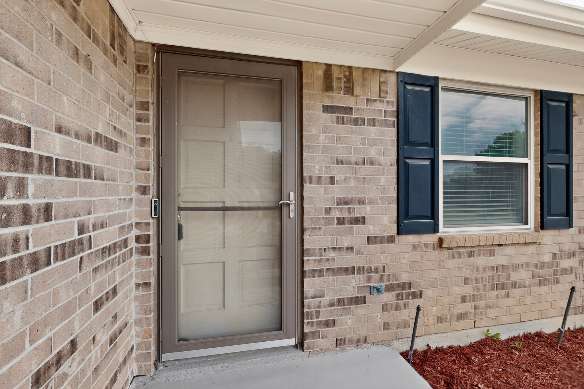 4512 Tiptop Street Haltom City TX 76117
