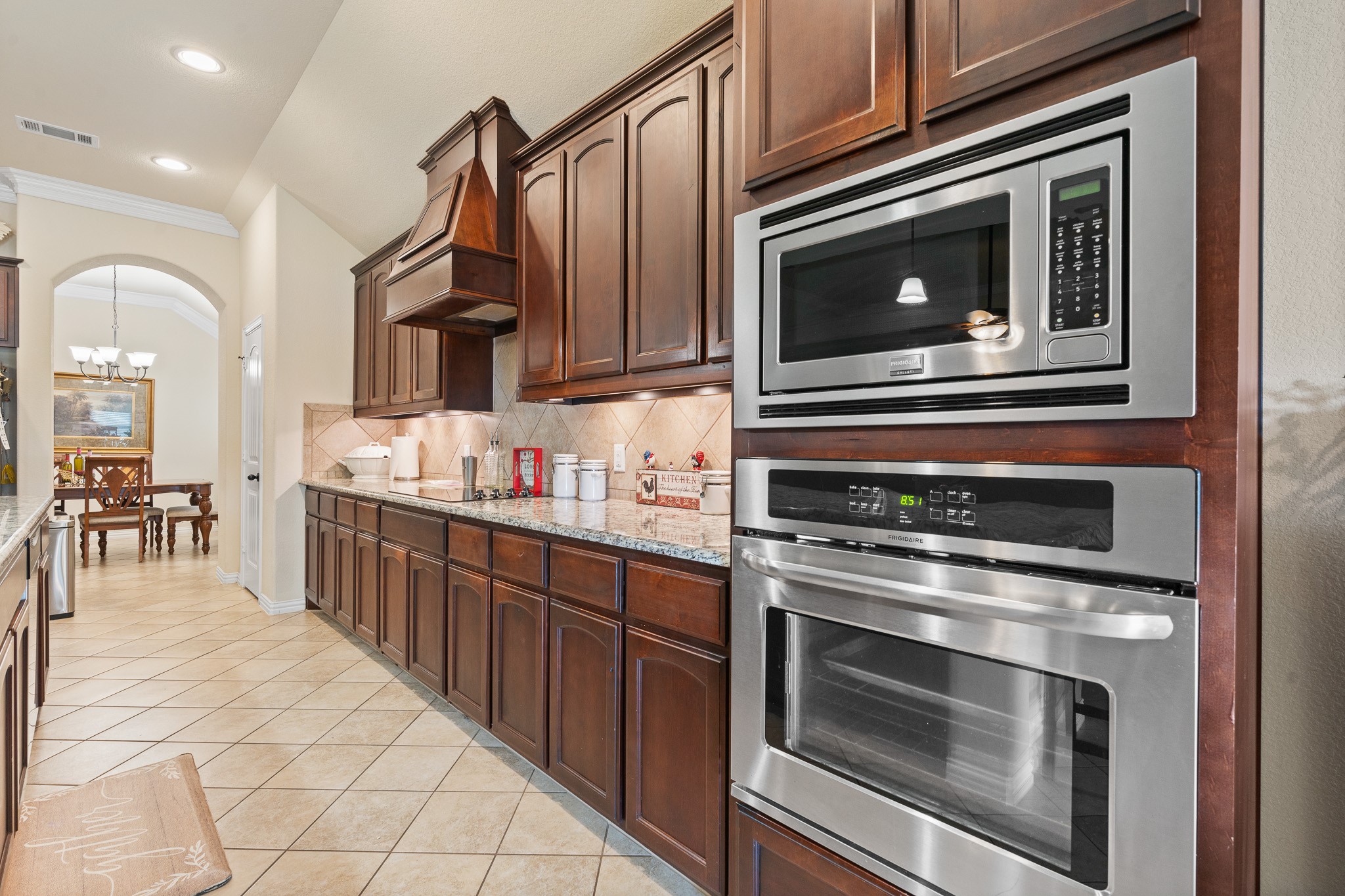 8901 Hillview Drive Godley TX 76044