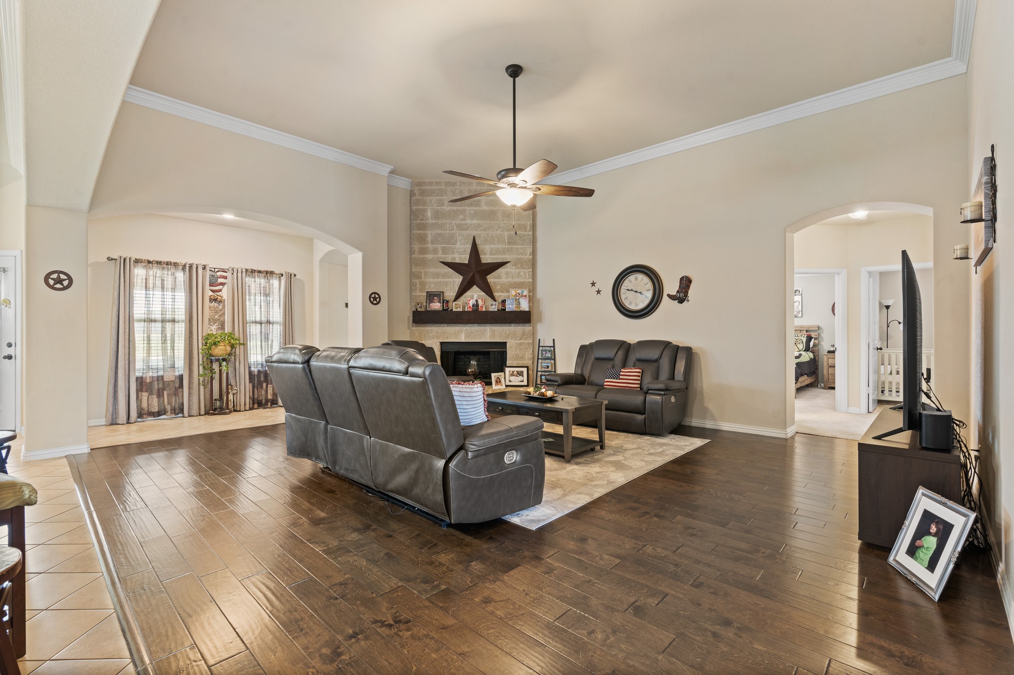 8901 Hillview Drive Godley TX 76044