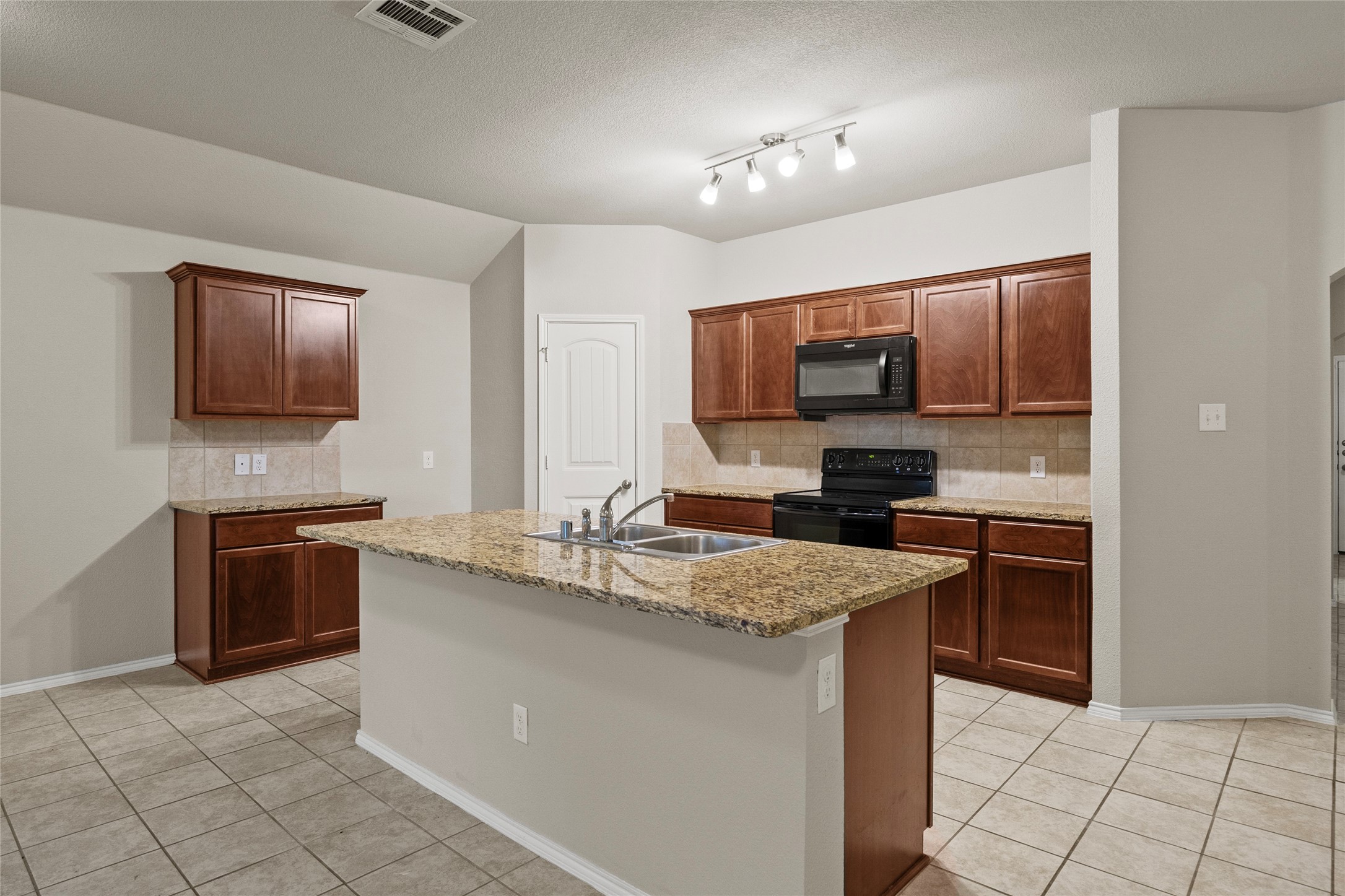 2492 Saldana Drive Fate TX 75189