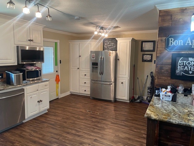 130 Castleman Circle Hewitt TX 76643