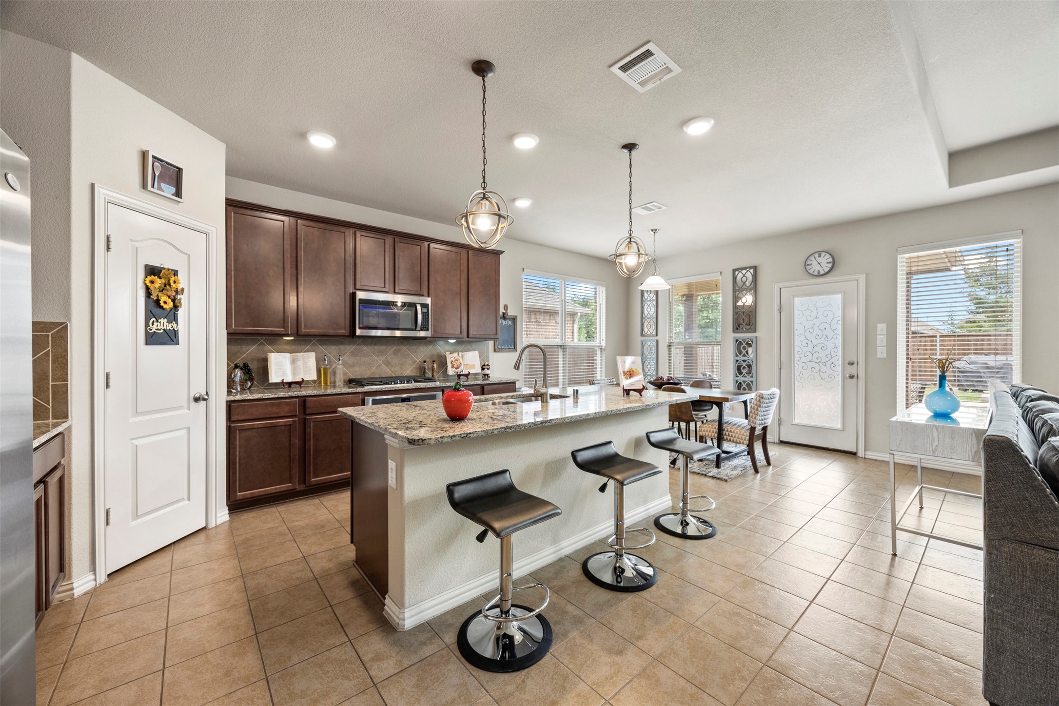 1437 Tanglewood Trail Northlake TX 76226