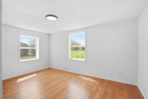 556 Ox-bow Court Burleson TX 76028
