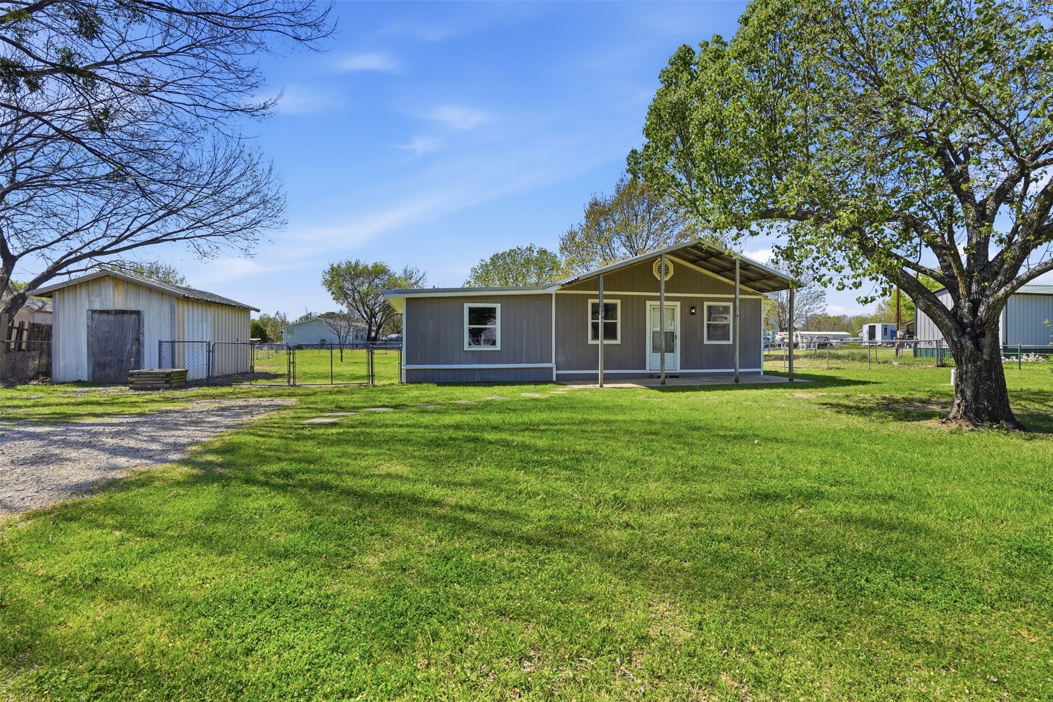 556 Ox-bow Court Burleson TX 76028