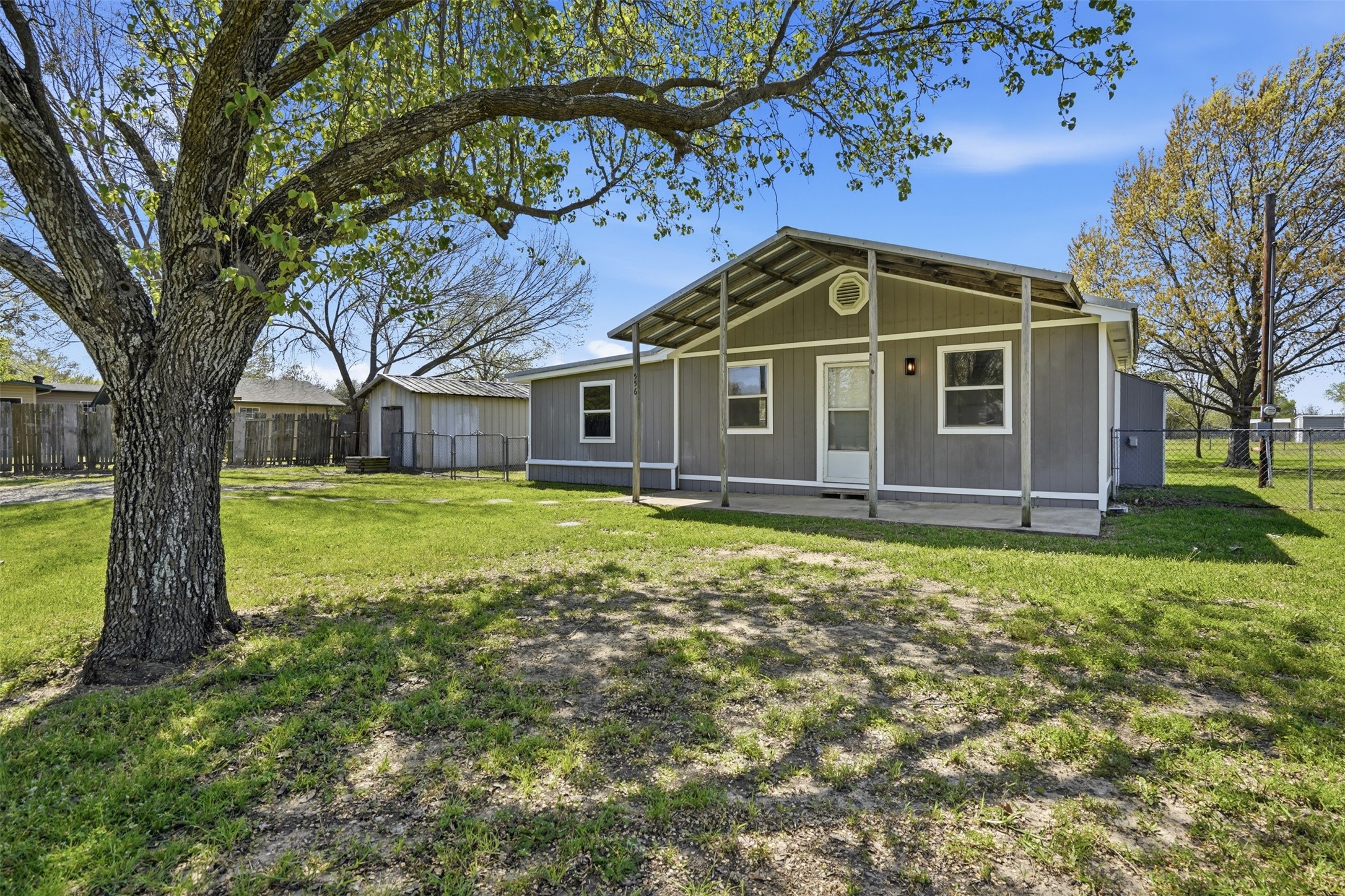 556 Ox-bow Court Burleson TX 76028