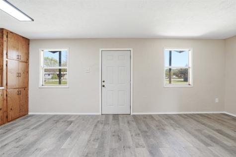 556 Ox-bow Court Burleson TX 76028