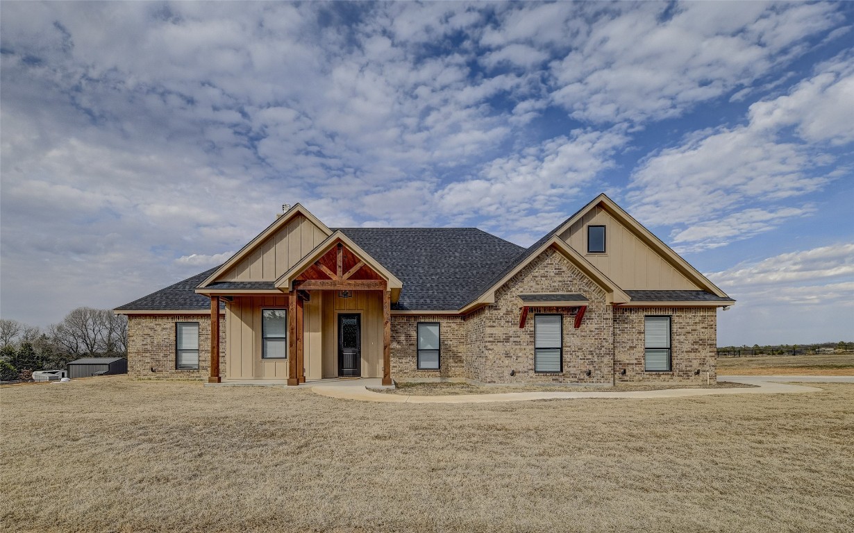 265 County Road 2590 Alvord TX 76225