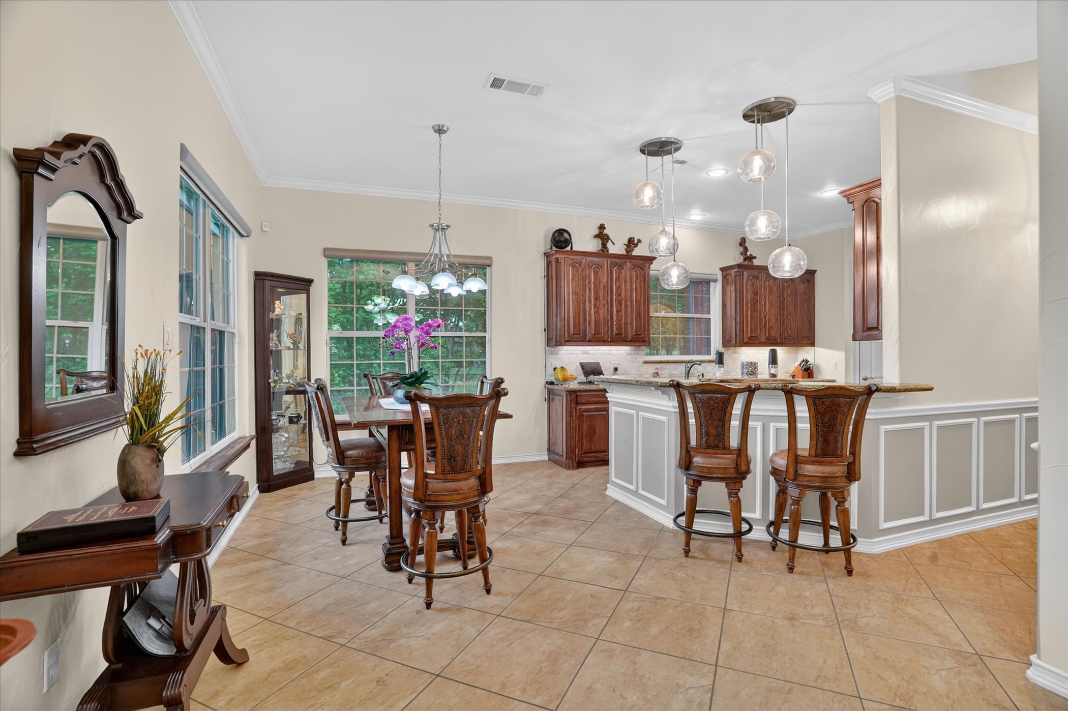 1290 Fox Lane Burleson TX 76028