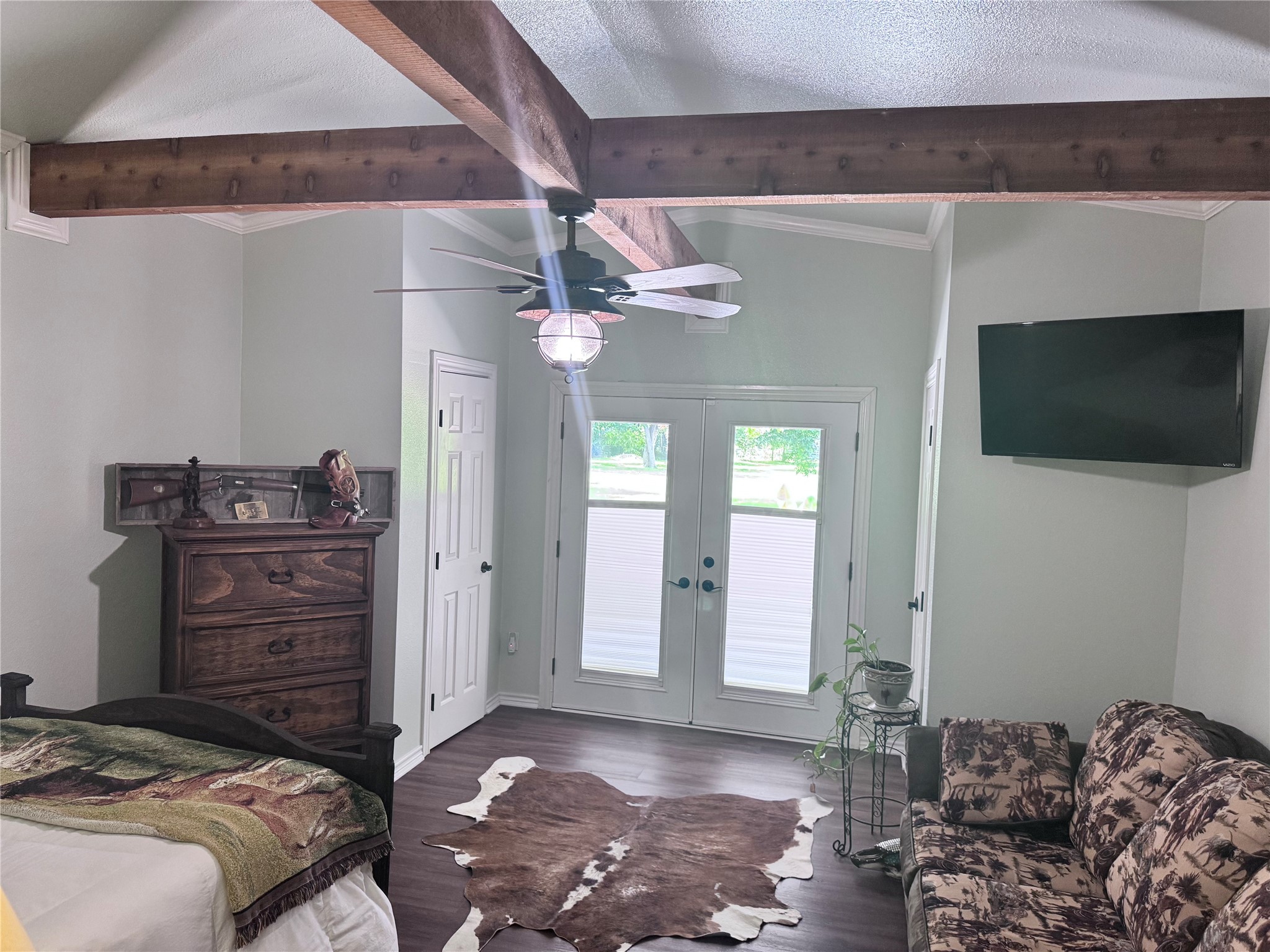 1290 Fox Lane Burleson TX 76028