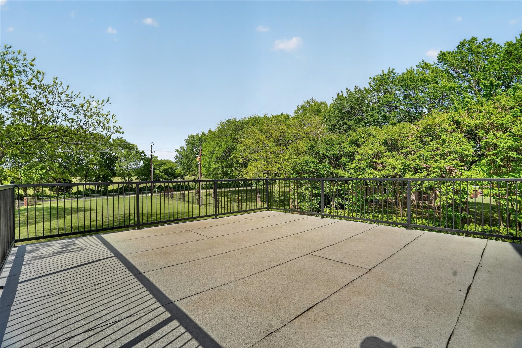 1290 Fox Lane Burleson TX 76028