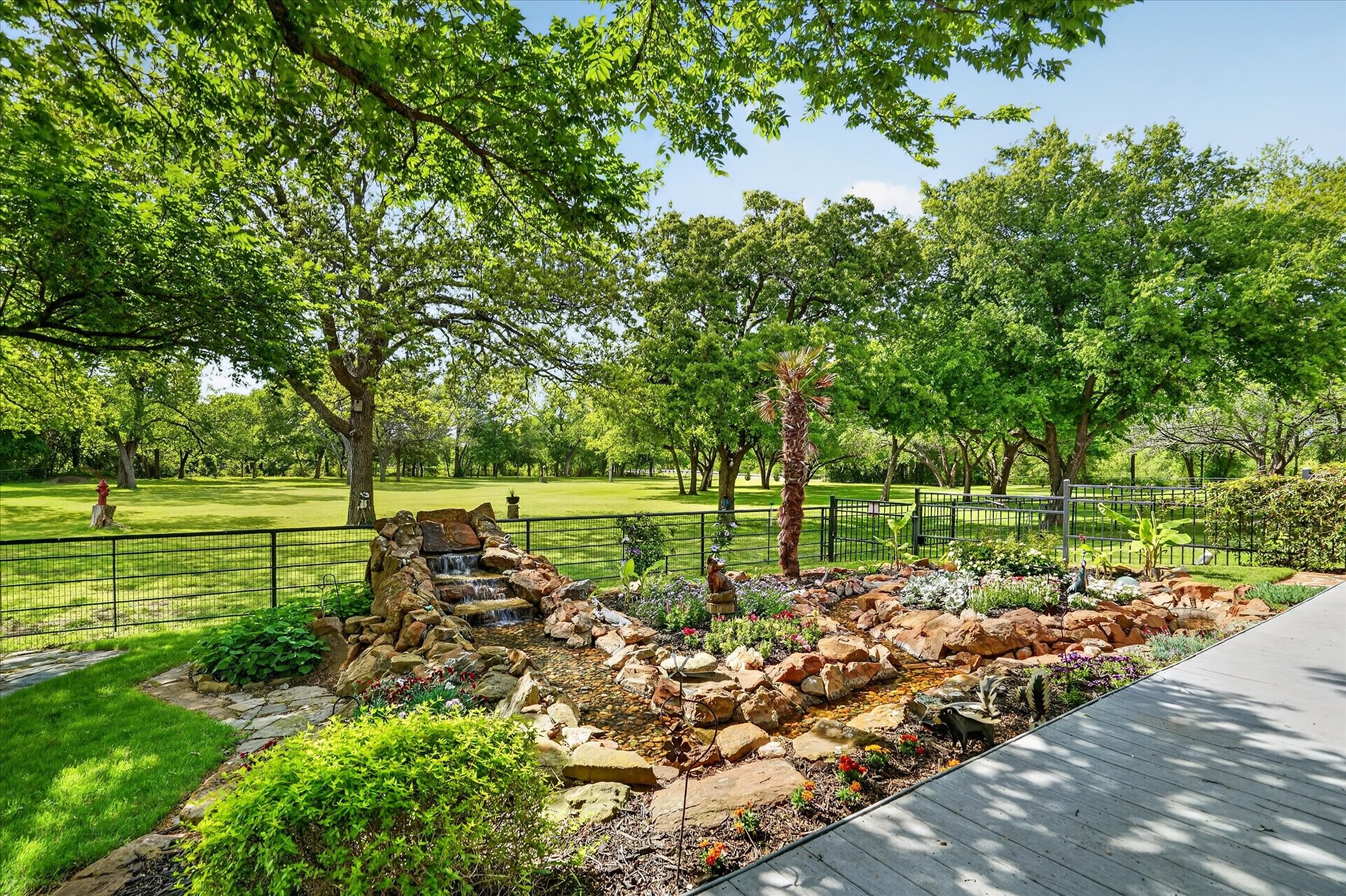 1290 Fox Lane Burleson TX 76028