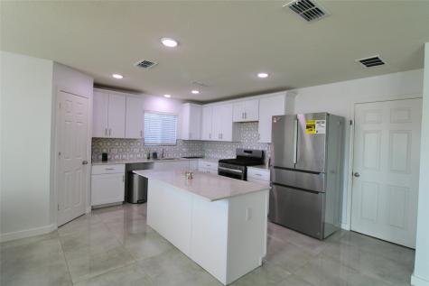 949 Shire Avenue Haslet TX 76052