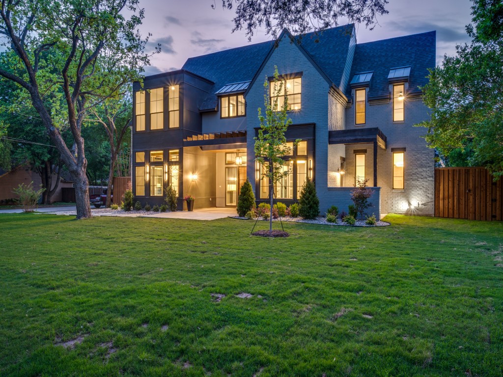 9317 Redondo Drive Dallas TX 75218