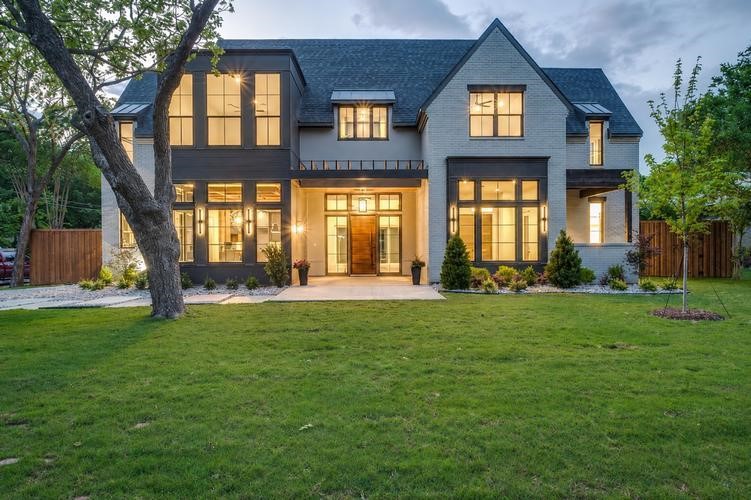 9317 Redondo Drive Dallas TX 75218