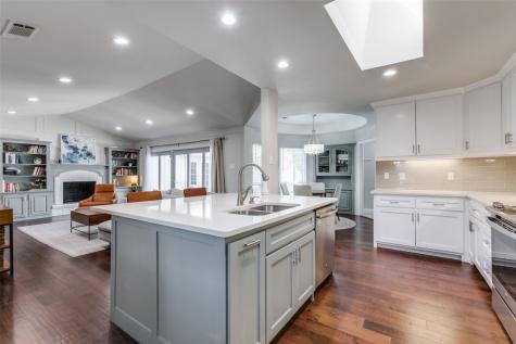 16027 Longvista Drive Dallas TX 75248