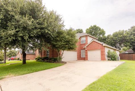 1011 Huntington Trail Mansfield TX 76063