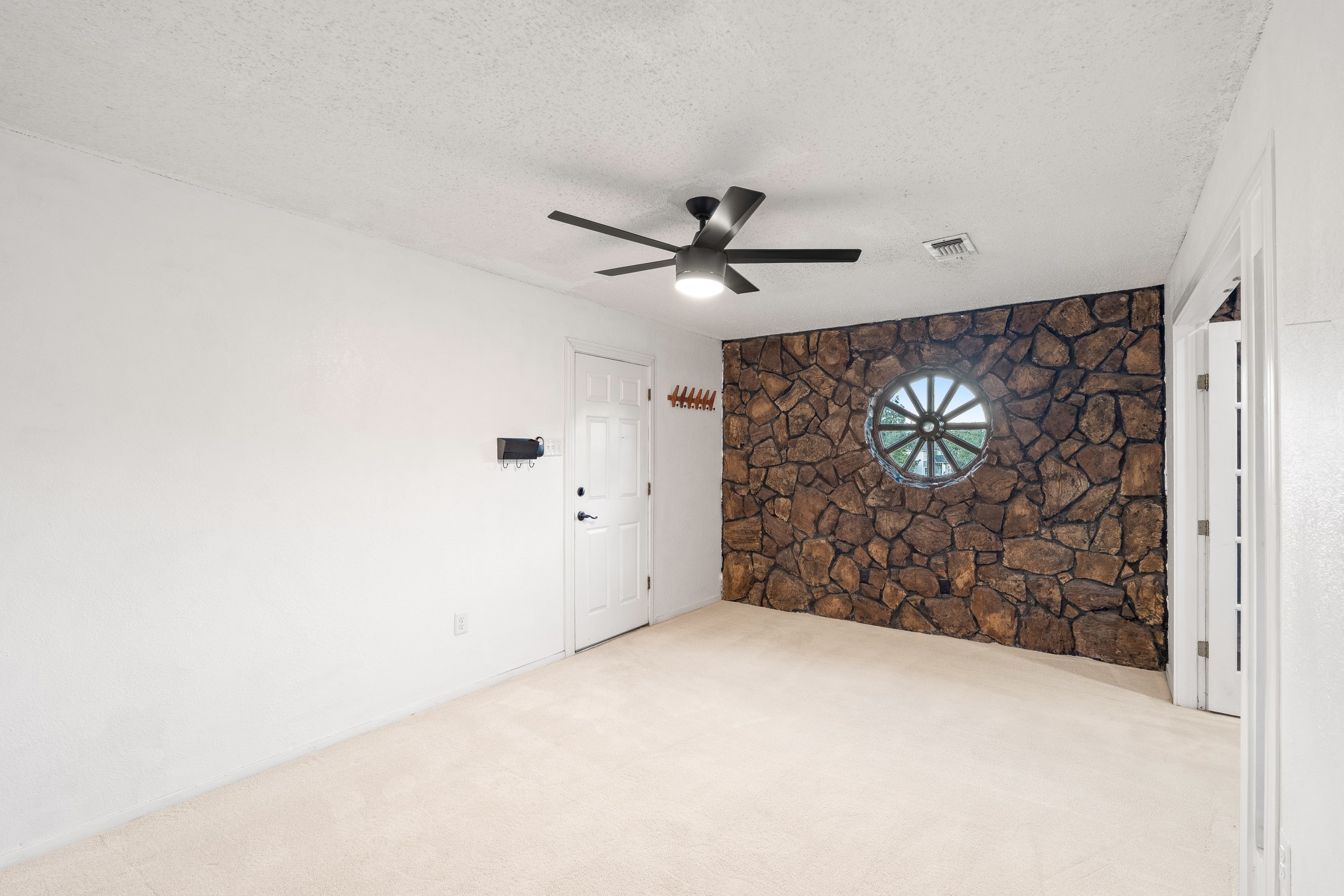 180 N Woodland Trail Double Oak TX 75077