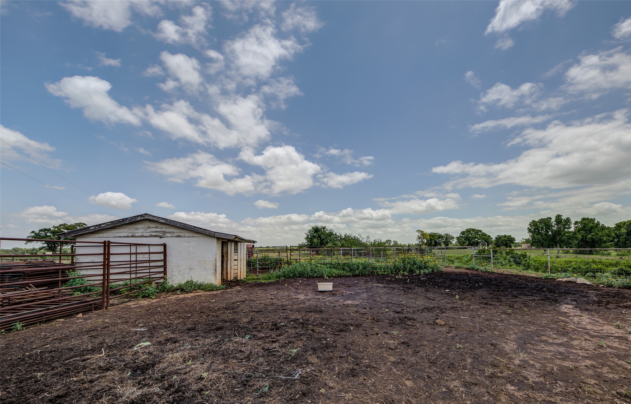 716 County Road 4757 Boyd TX 76023