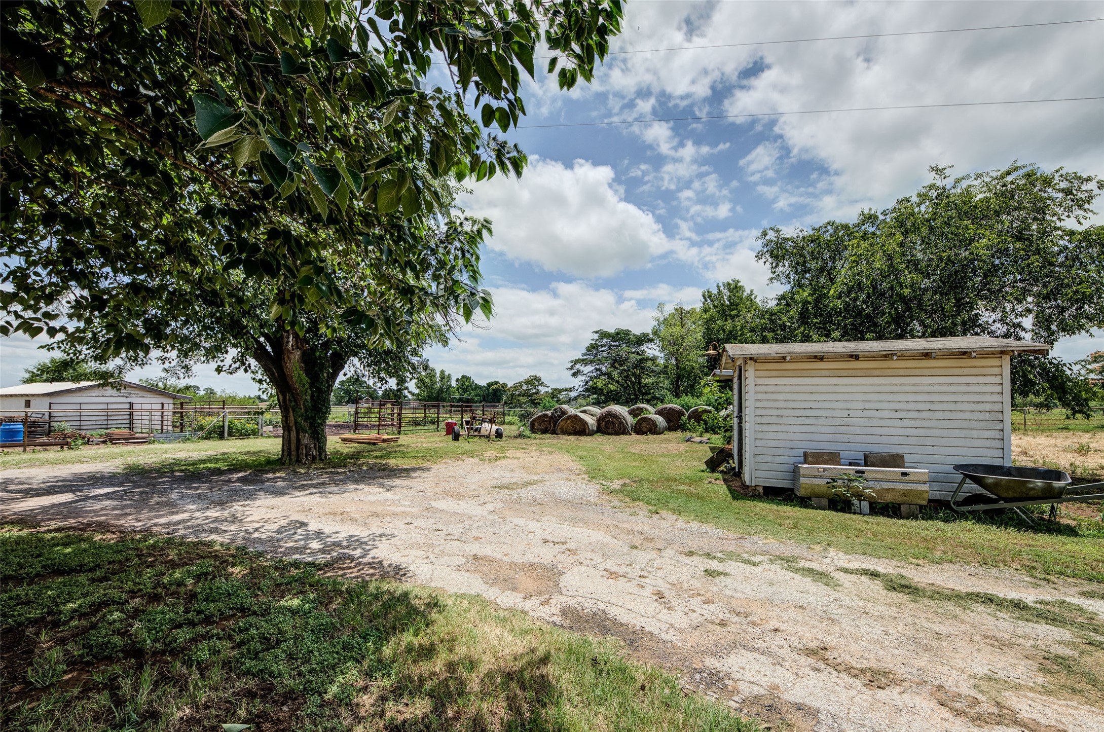 716 County Road 4757 Boyd TX 76023