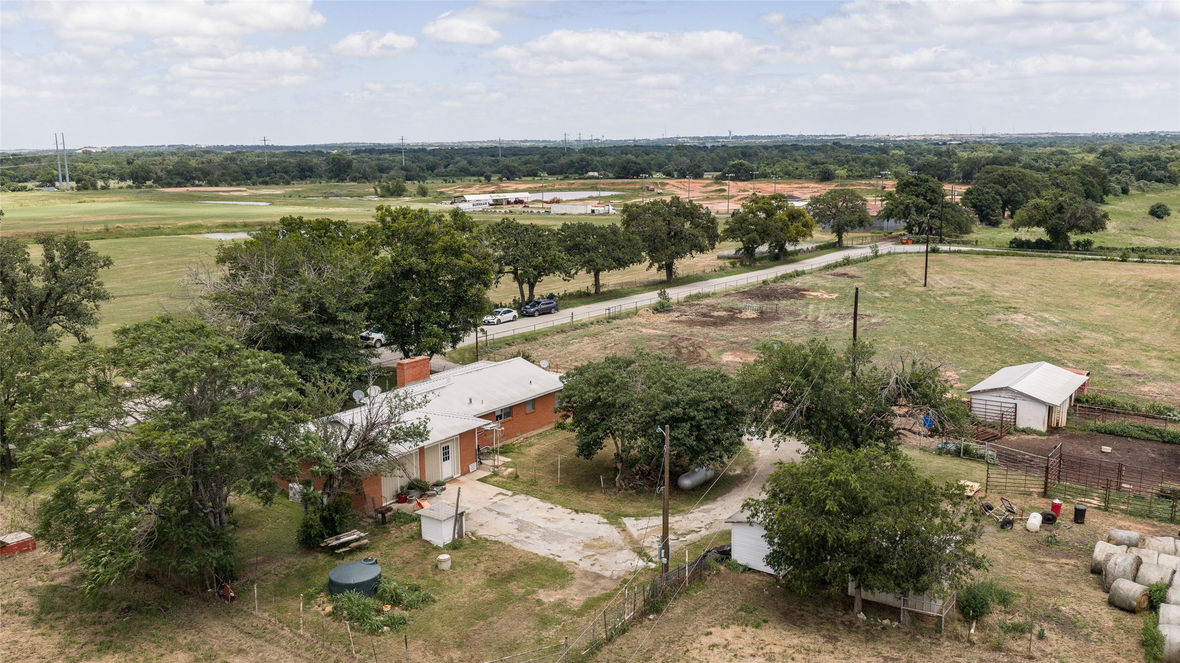 716 County Road 4757 Boyd TX 76023
